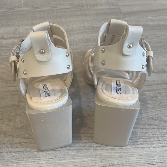Steve Madden Sandals - Picture 3 of 5